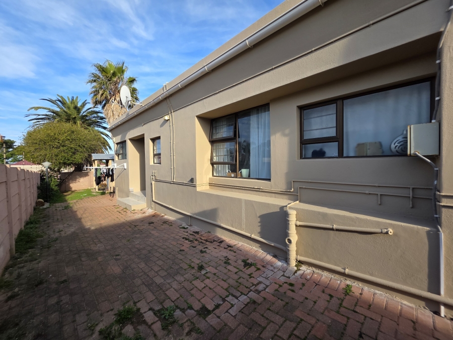 2 Bedroom Property for Sale in Ferreira Town Eastern Cape